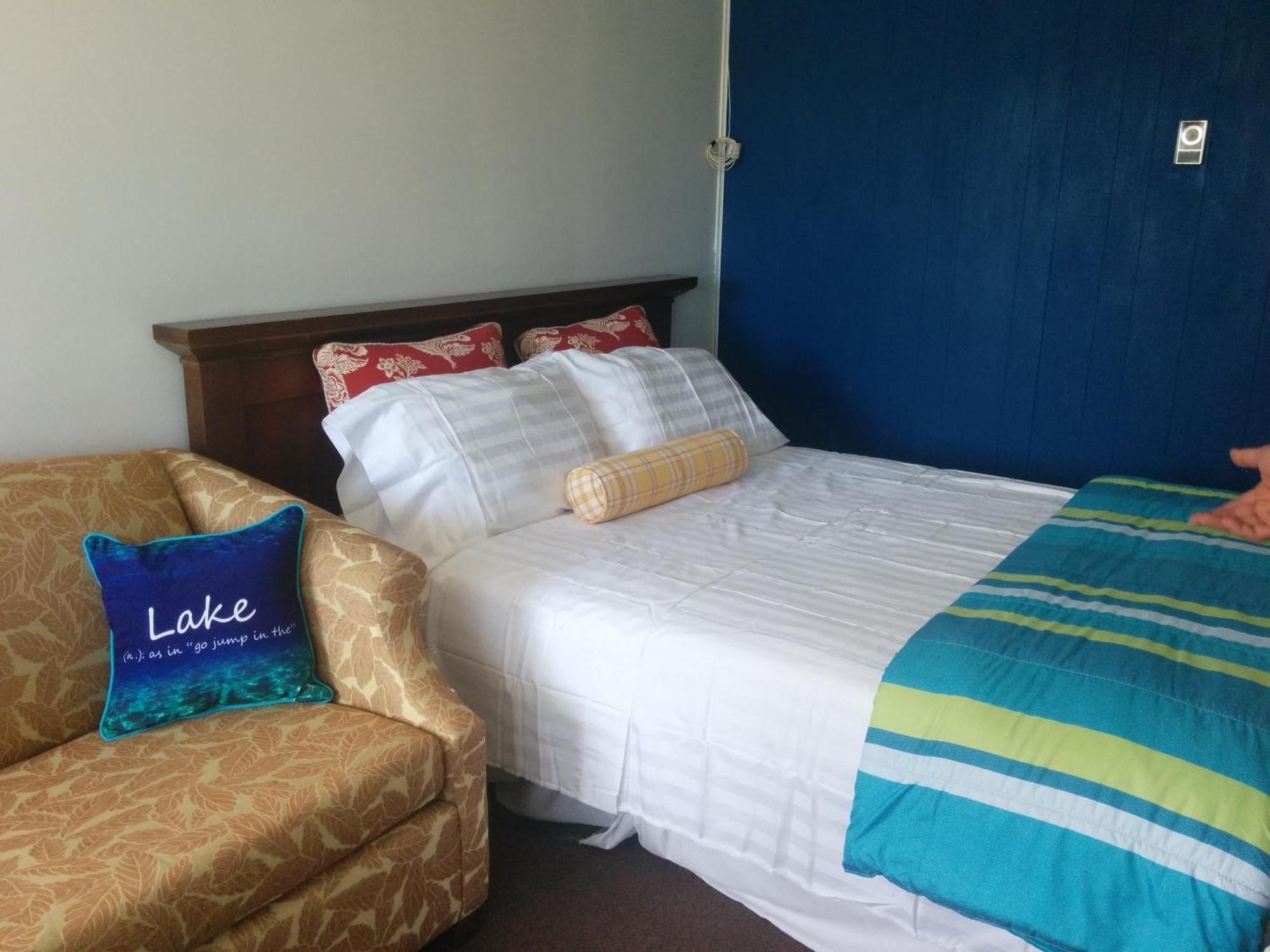 All Tucked Inn Waubaushene Luaran gambar